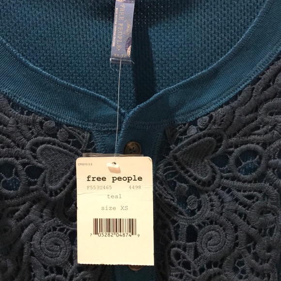 Flirty teal Free People long sleeve shirt. - Picture 2 of 6